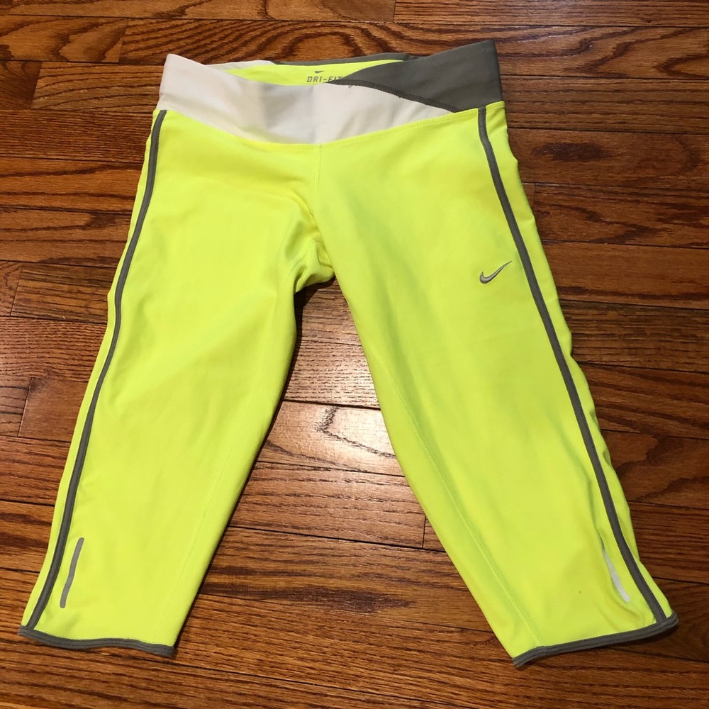 Womens nike cropped compression leggings